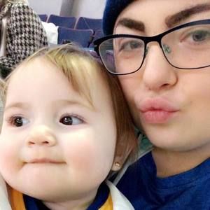 Meet your Posher, Karissa